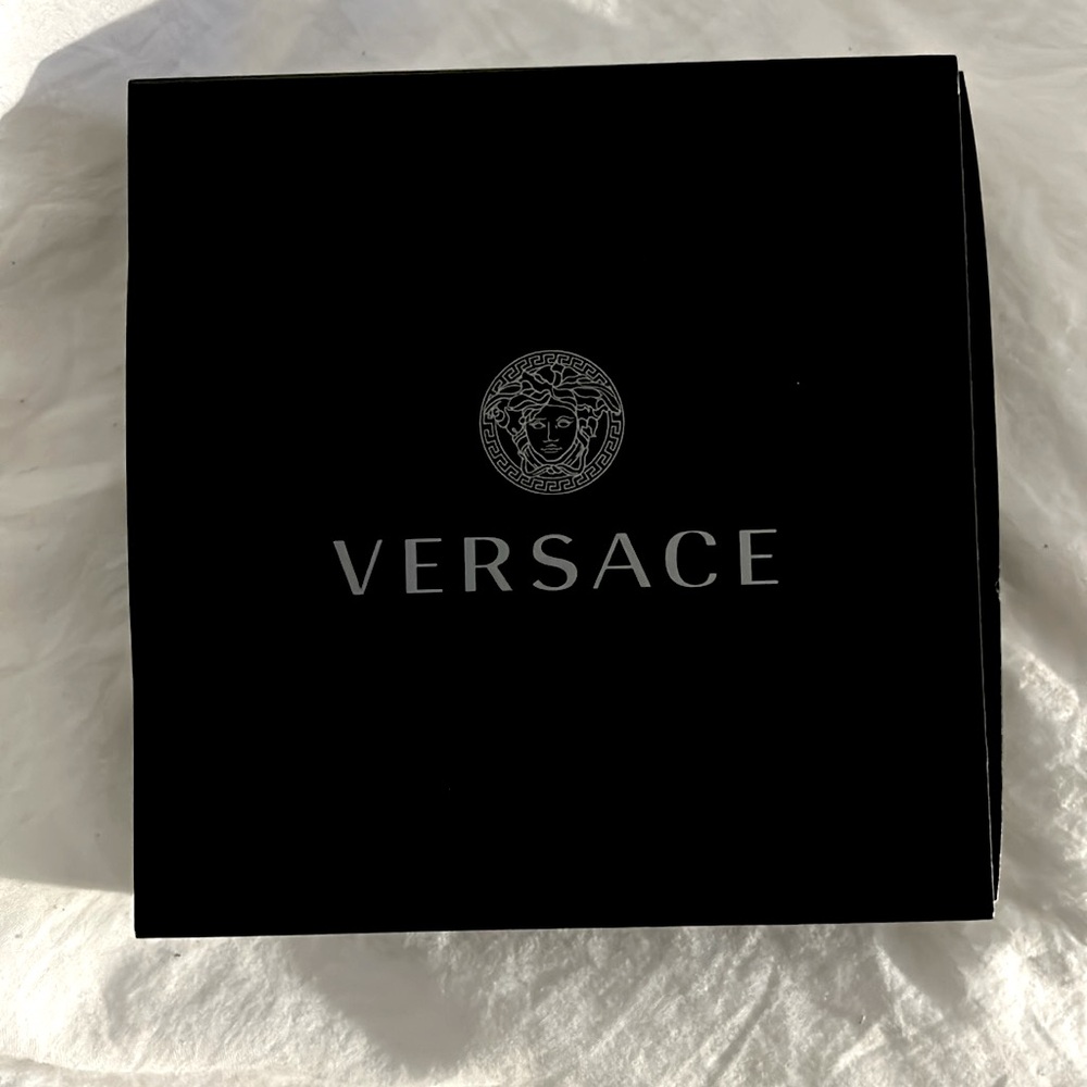 2 boxes of 2pc SET of VERSACE EROS & EROS FLAME 1.0ml Each EDT Spray Samples NIB